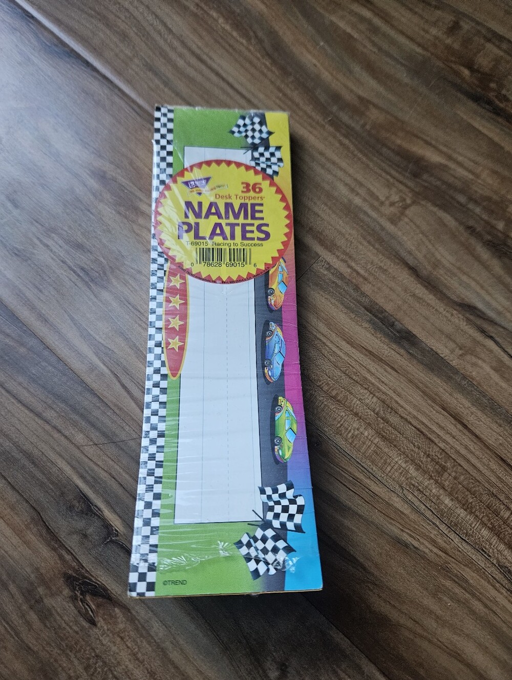36-Pack Racing Theme Green Name Plates - Brand
